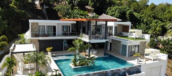 Villa SOPHIE Glamour Beach room 2