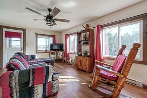 Télévision, cheminée