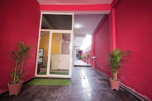 Property entrance - Hotel Spark Inn || Near Motherhood Hospital (Noida)