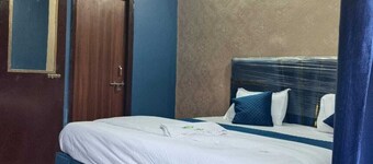 Hotel Spark Inn || Near Motherhood Hospital
