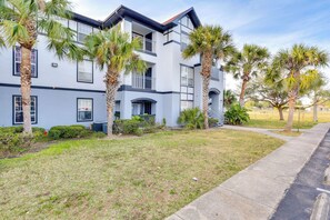 Apartment (2 Bedrooms) | Interior - Centrally Located Orlando Apt w/ Pool Access! (Orlando)