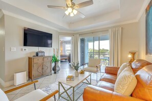 Apartment (2 Bedrooms) | Interior - Centrally Located Orlando Apt w/ Pool Access! (Orlando)