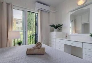 2 quartos, escrivaninha, Wi-Fi