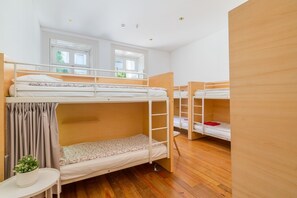 1 chambre, bureau, fer et planche Ă repasser, Wi-Fi gratuit
