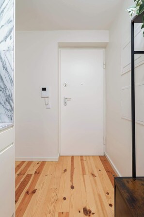 Interior - Stylish Studio in Porto Downtown by HostWise (Porto)