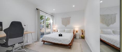 3 bedrooms, WiFi, bed sheets