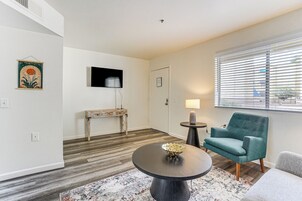 Apartment (1 Bedroom) | Interior