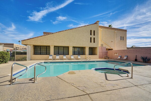 Apartment (1 Bedroom) | Interior