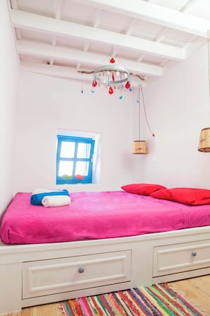 4 chambres, fer et planche à repasser, Wi-Fi, literie fournie