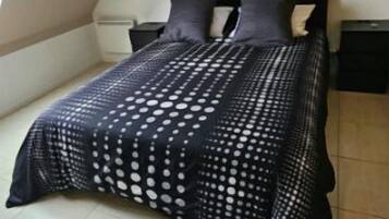 1 bedroom, WiFi, bed sheets