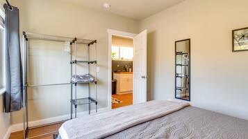 Apartment (1 Bedroom) | Interior