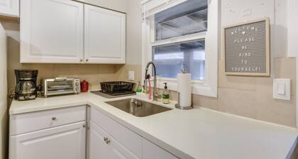 2 Mi to Washington Square: Portland Getaway