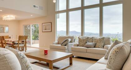 2 Mi to Promenade at Westlake: Mtn-view Haven!