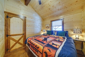 House (2 Bedrooms) | Interior
