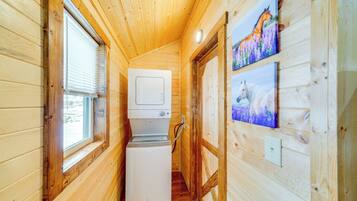 House (1 Bedroom) | Interior