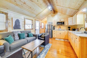 House (1 Bedroom) | Interior