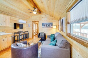 House (1 Bedroom) | Interior