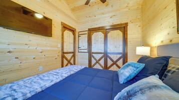 House (1 Bedroom) | Interior