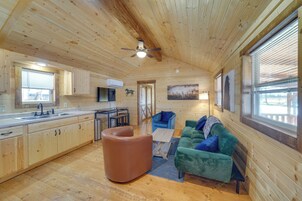 House (1 Bedroom) | Interior