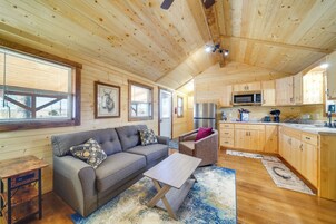 House (1 Bedroom) | Interior