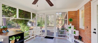 < 2 Mi to East Carolina University: Family Home