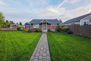 Cottage (3 Bedrooms) | Interior