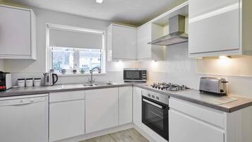 3 عدّة غرف نوم