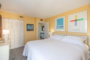 3 bedrooms, iron/ironing board, free WiFi