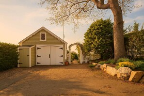 Exterior - Stay at Rocky Neck (Gloucester)