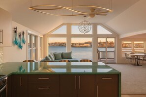 Interior - Stay at Rocky Neck (Gloucester)