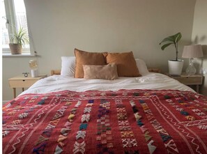 1 habitación, wifi y ropa de cama