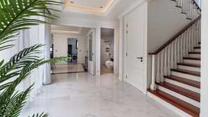 In-room safe, blackout curtains, iron/ironing board, free WiFi - FIFTH ELEMENT pool villa by NLA (Choeng Thale)