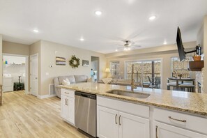 Interior - Pleasant View on Taneycomo (Branson)