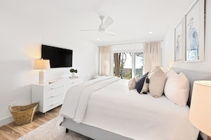 2 bedrooms, desk, iron/ironing board, free WiFi