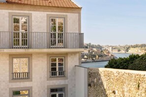 Exterior - 5 Fervença Boutique Palace Flats by HostWise (Vila Nova de Gaia)