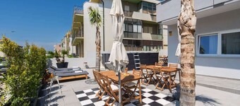 Host Wise Arvore - Double Room | Beachfront & Pool