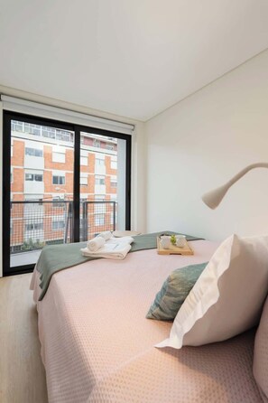 1 chambre, fer et planche à repasser, lit parapluie, Wi-Fi gratuit