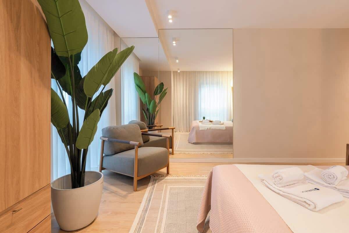 3 bedrooms, iron/ironing board, travel crib, WiFi