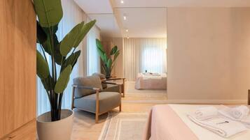 3 bedrooms, iron/ironing board, travel crib, WiFi