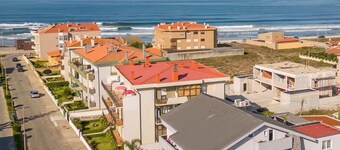 Host Wise Arvore - Triple Room w/ Terrace & Pool