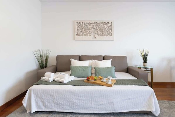 3 chambres, fer et planche à repasser, lit parapluie, Wi-Fi gratuit