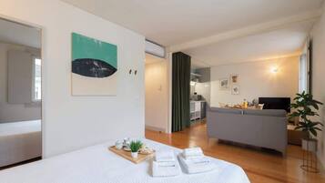 1 bedroom, iron/ironing board, free WiFi, bed sheets