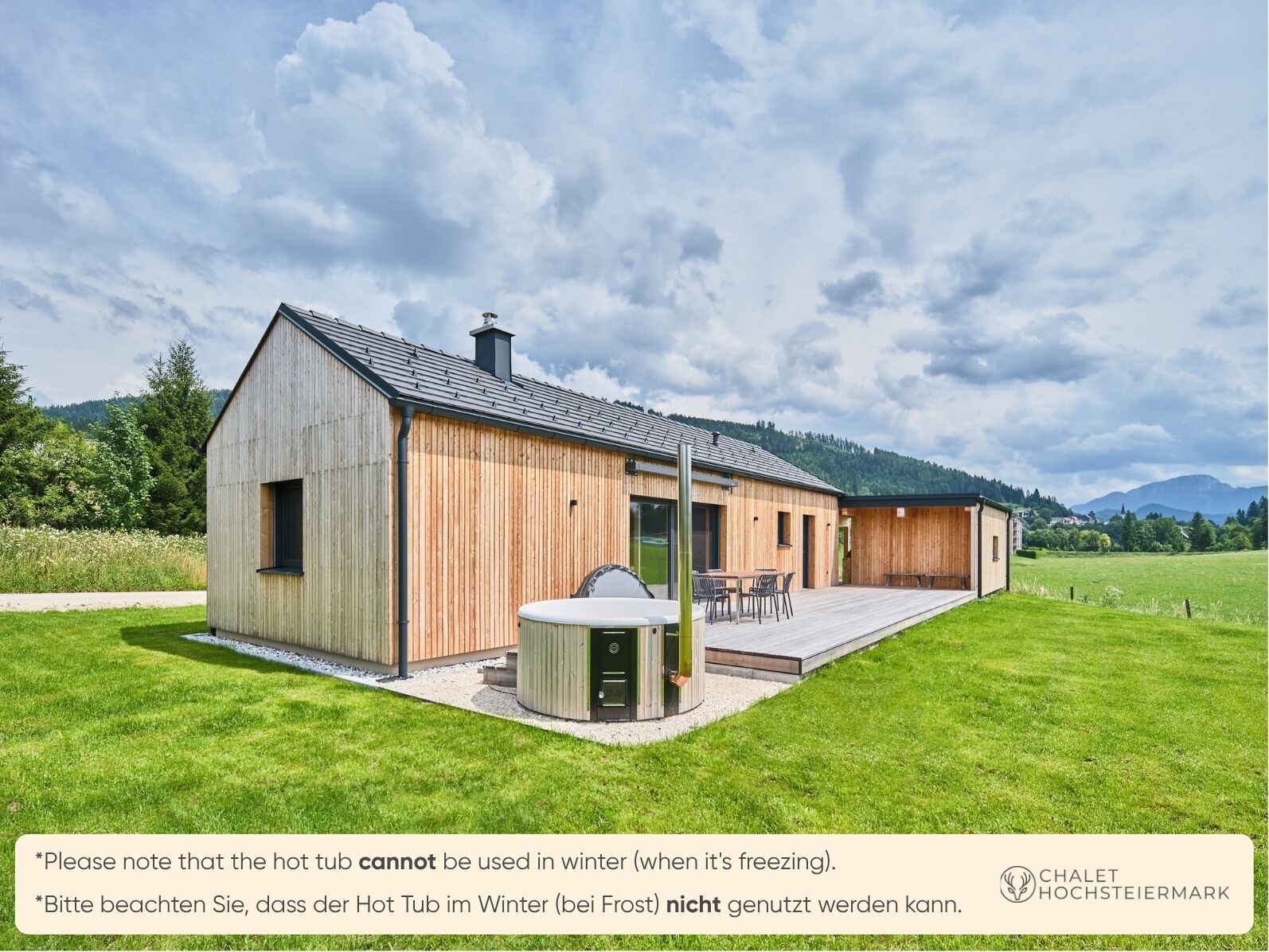 Comfort Chalet, 2 Bedrooms, Jetted Tub, Mountain View | Private spa tub