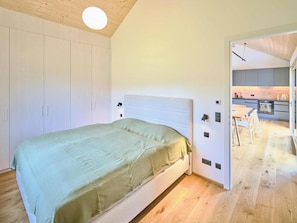 Chalé conforto, 2 quartos, banheira de hidromassagem, vista para a montanha | 2 quartos, Wi-Fi de cortesia, roupa de cama