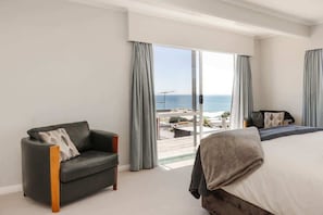 5 habitaciones, tabla de planchar con plancha y wifi