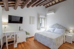 Romantisches Doppelzimmer, Bergblick