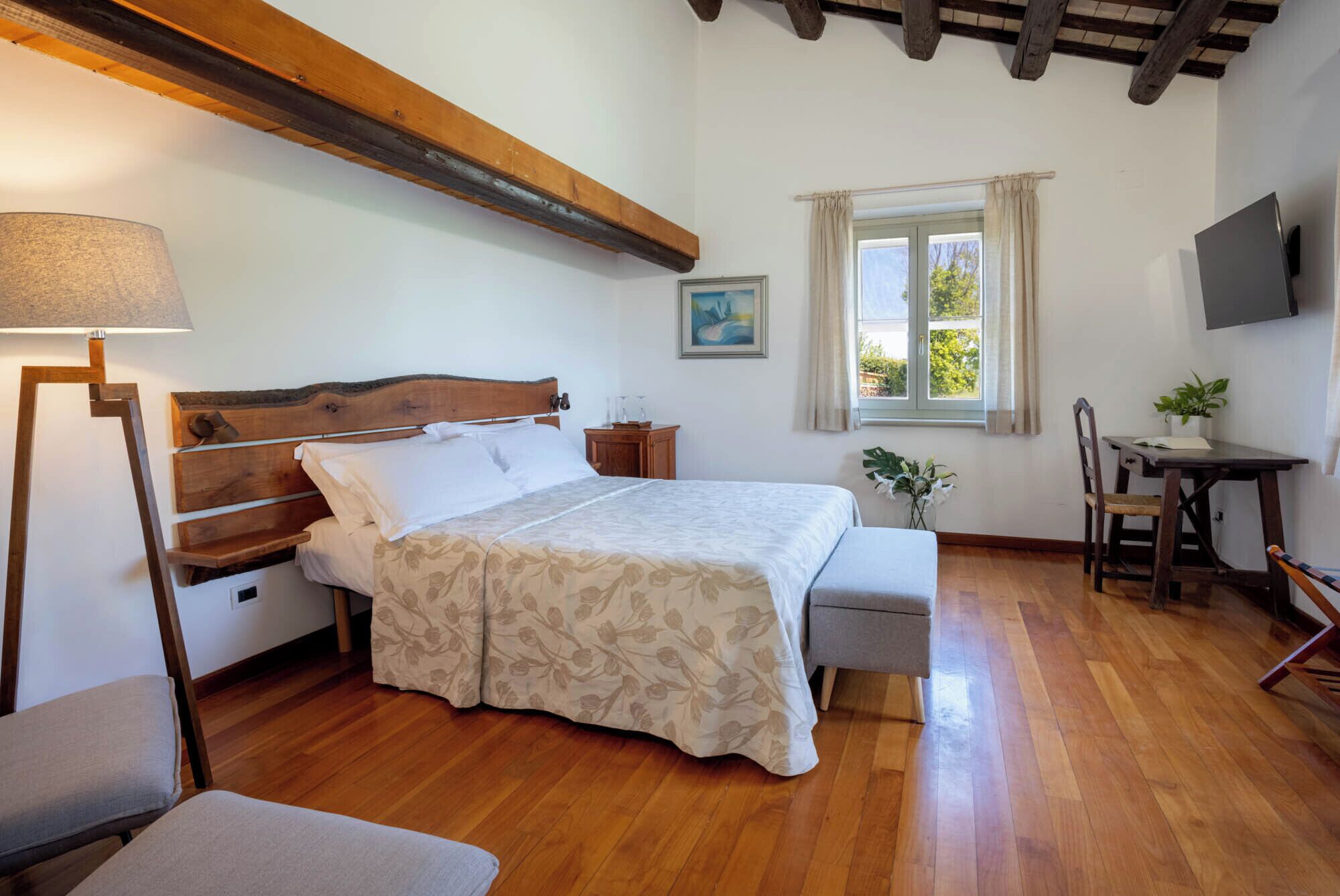 Luxury Room, Balcony, Hill View | In-room safe, desk, laptop workspace, free WiFi