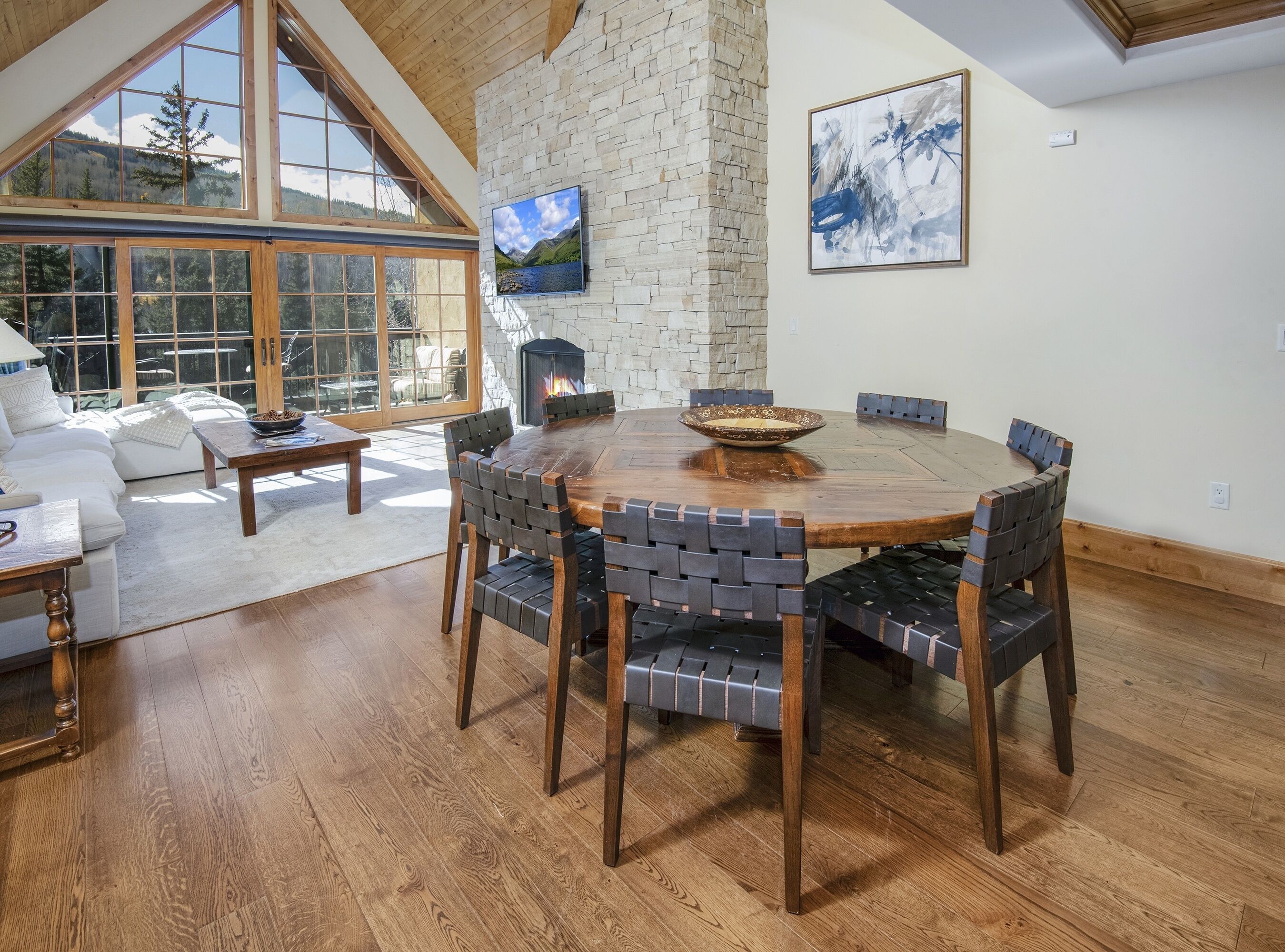 Condo, 4 Bedrooms | Dining