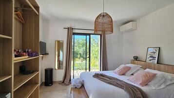 Premium-sengetøj, Select Comfort-senge, minibar, individuel indretning