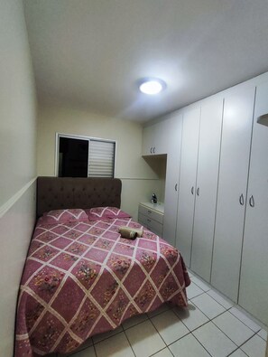 1 多间卧室、WiFi、床单